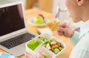 8 dicas para uma alimentação saudável dentro e fora de casa! alimentação saudável