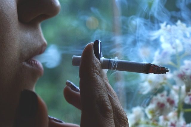 fumo e menopausa fumo-e-menopausa